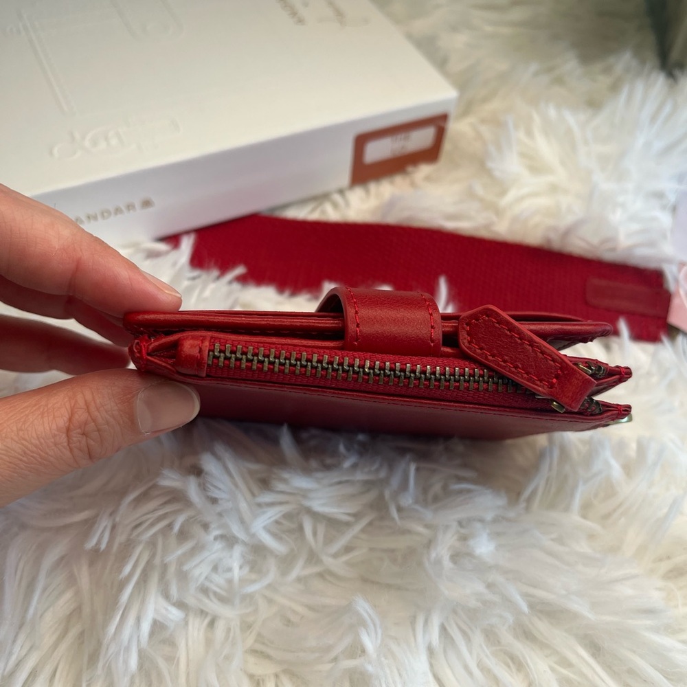 Andar Lo Leather Compact Wallet in Red - Picture 9 of 13